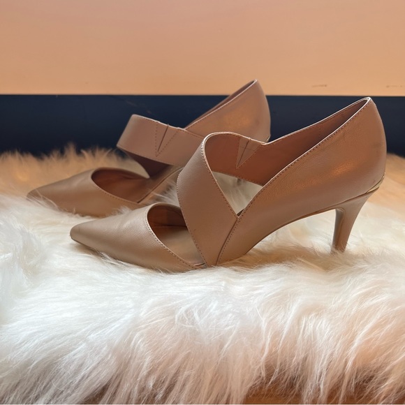 Calvin Klein Gella Nude Pump - Picture 9 of 9